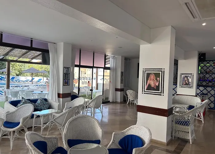 Aqualux Golden Sun Amazing شقة *