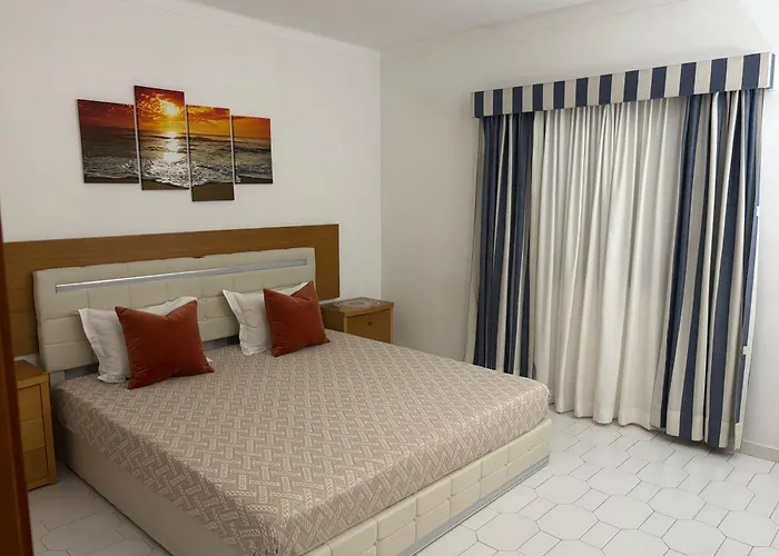 Aqualux Golden Sun Amazing * البوفيرا