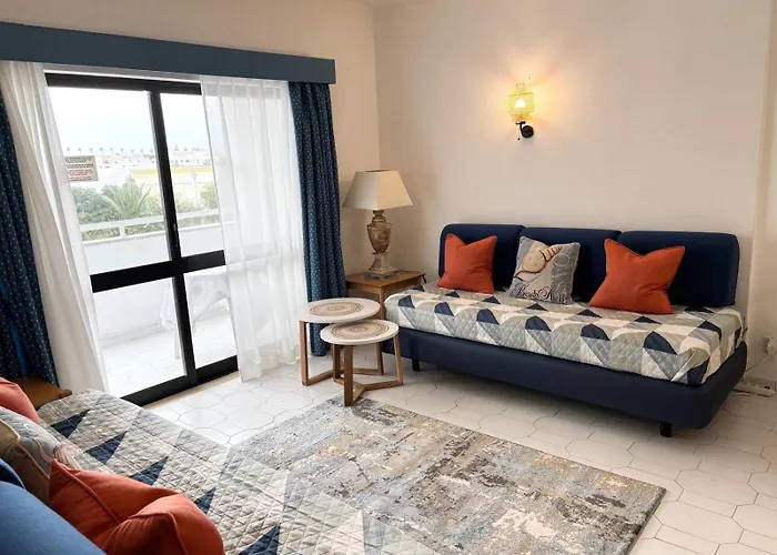 شقة Aqualux Golden Sun Amazing